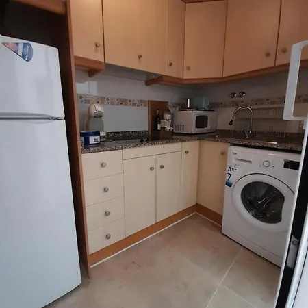 Ali's House Апартаменти *