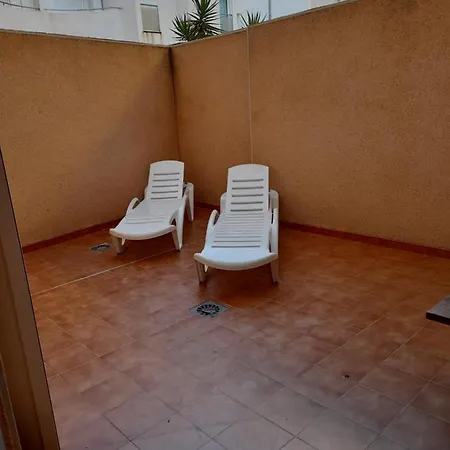 Ali's House Апартаменти *